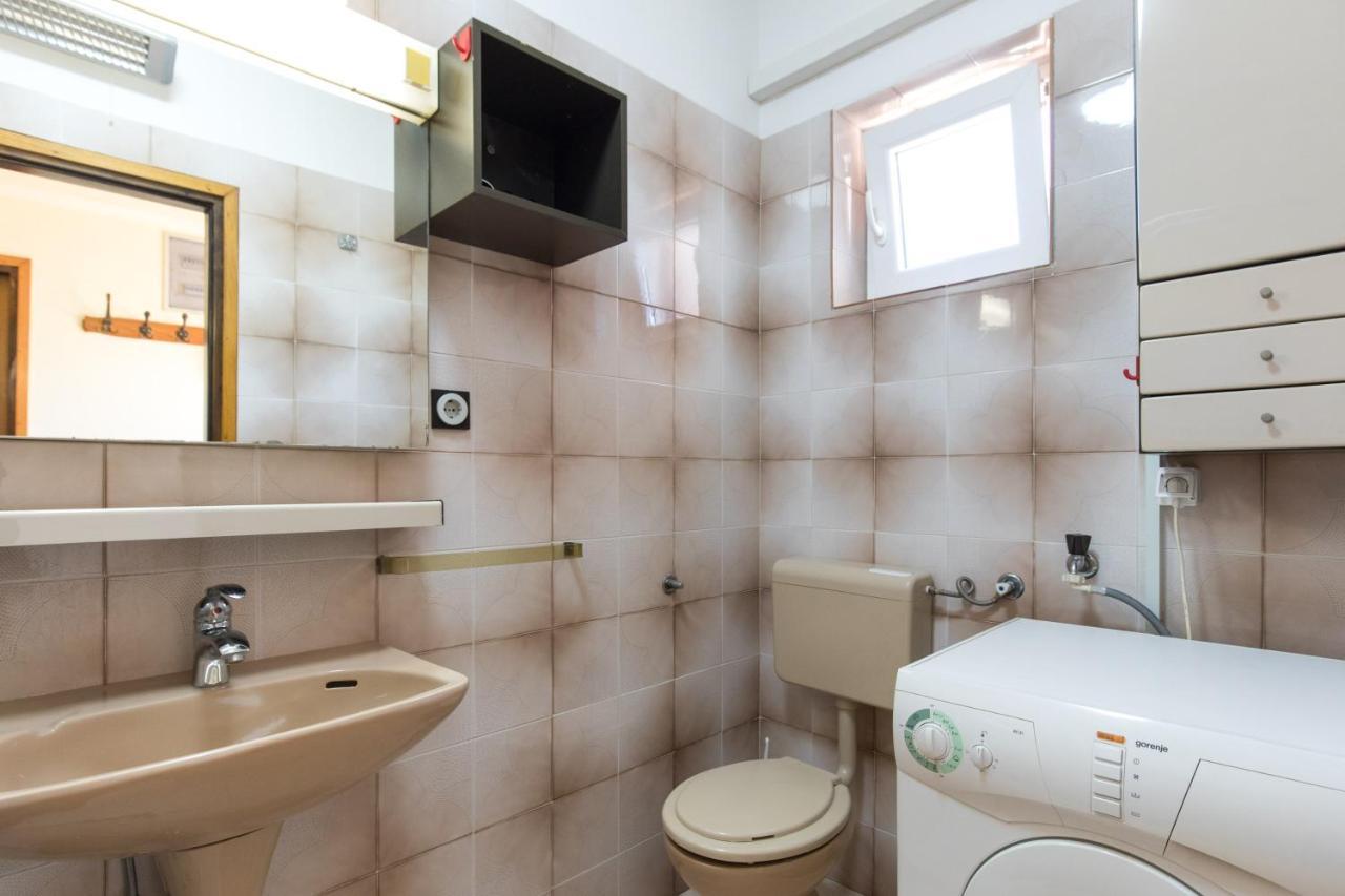 Apartmani Lovorka Пунат Екстер'єр фото