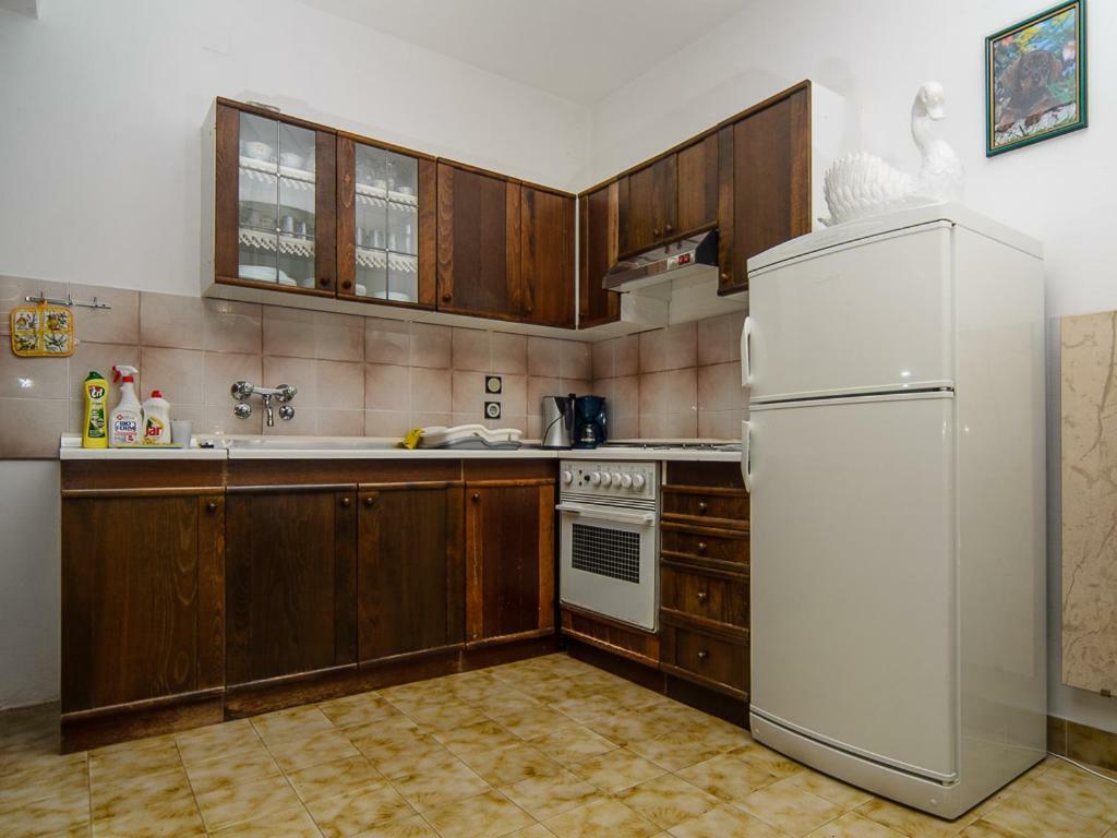 Apartmani Lovorka Пунат Екстер'єр фото