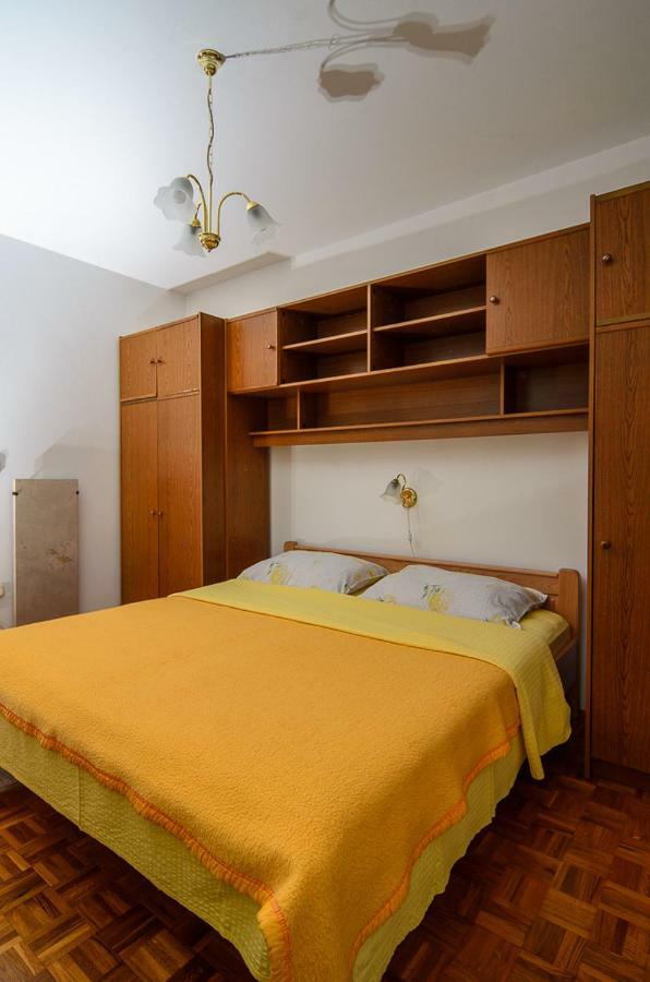 Apartmani Lovorka Пунат Екстер'єр фото